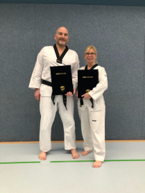 Sandra (3. Dan) und Christoph (2. Dan) Taekwondo Heppenheim